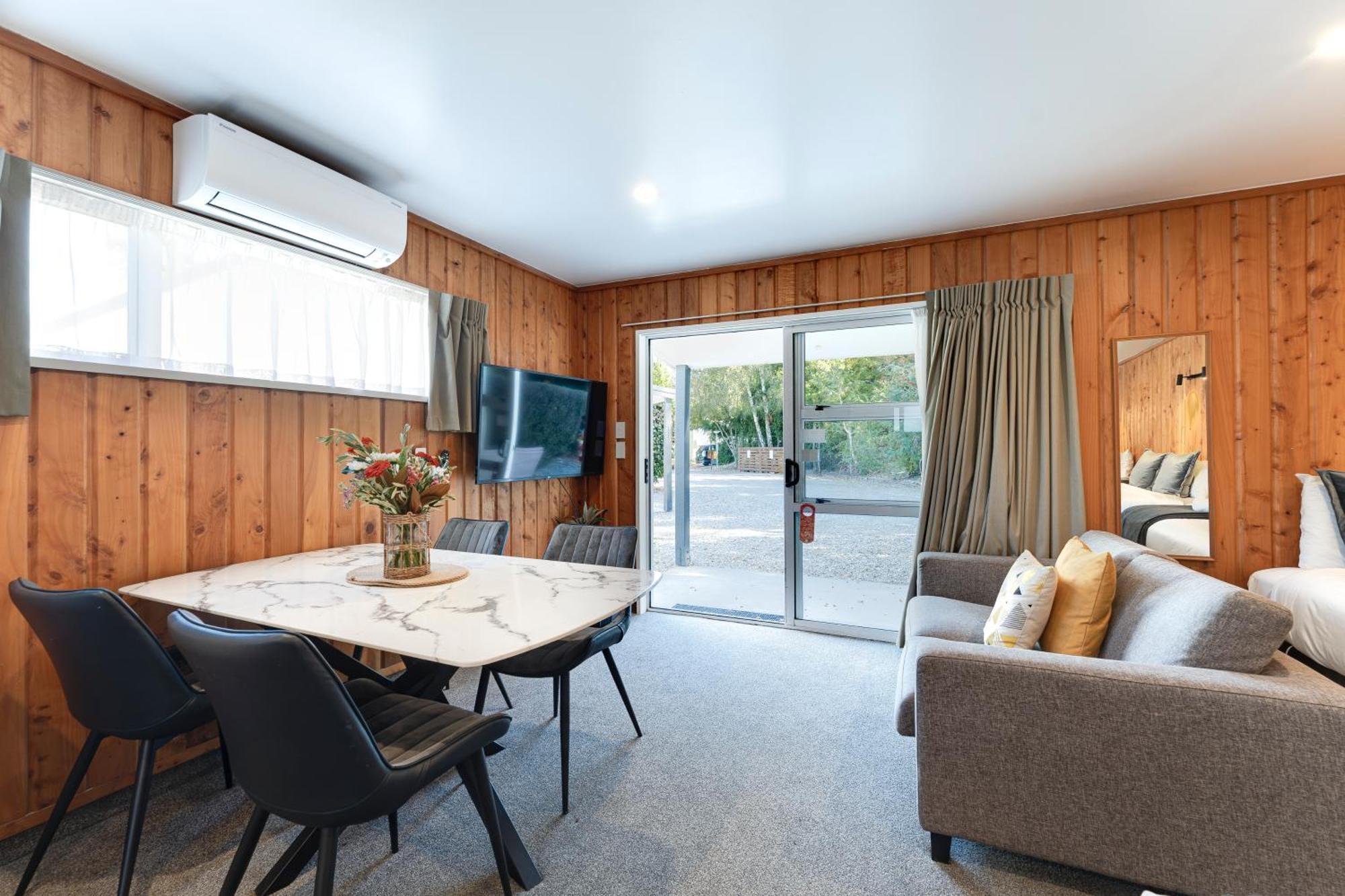 Archway Motels & Chalets Γουανάκα Δωμάτιο φωτογραφία