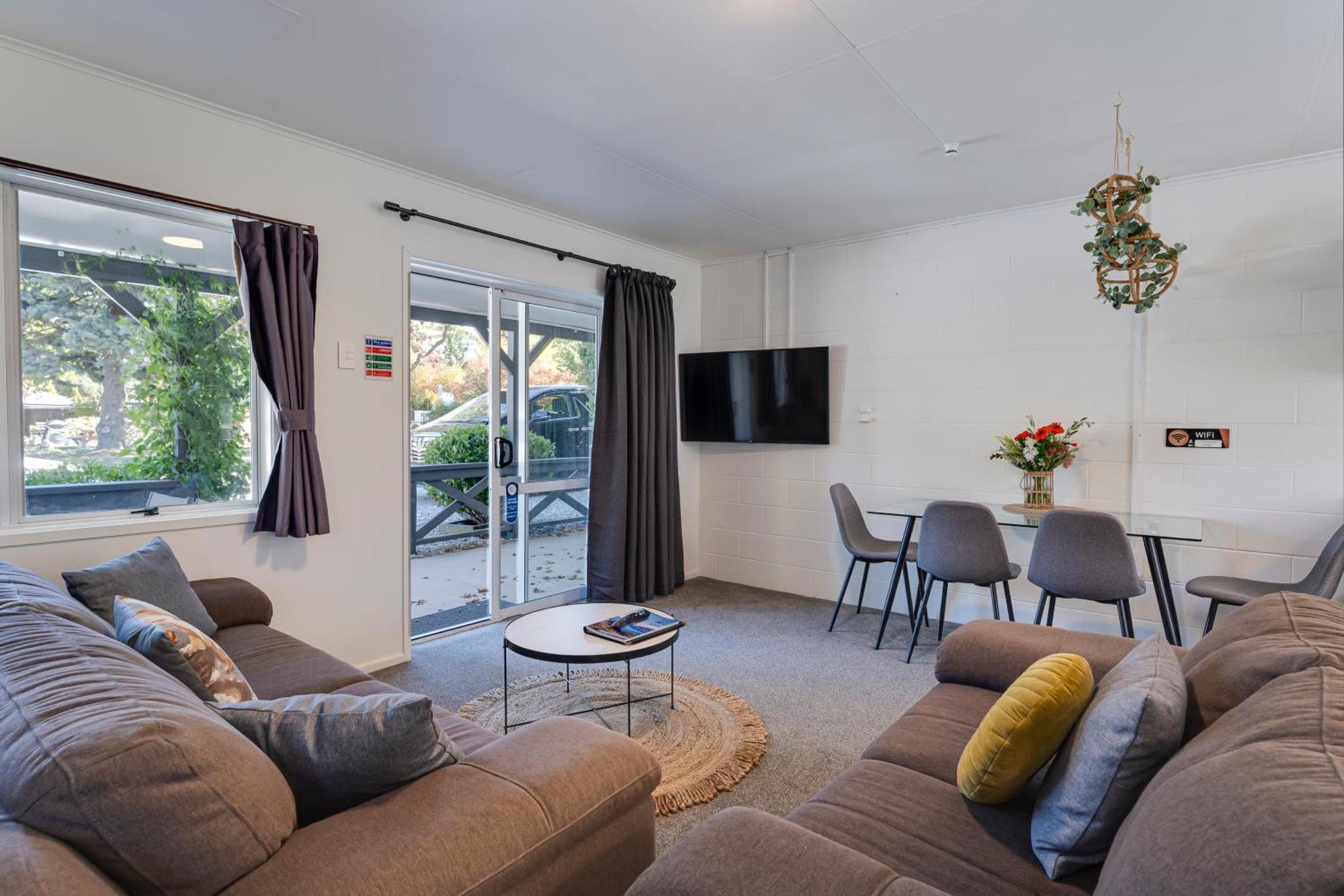 Archway Motels & Chalets Γουανάκα Δωμάτιο φωτογραφία